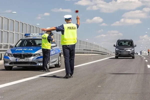 Policja apeluje o ostrożność podczas długiego weekendu majowego