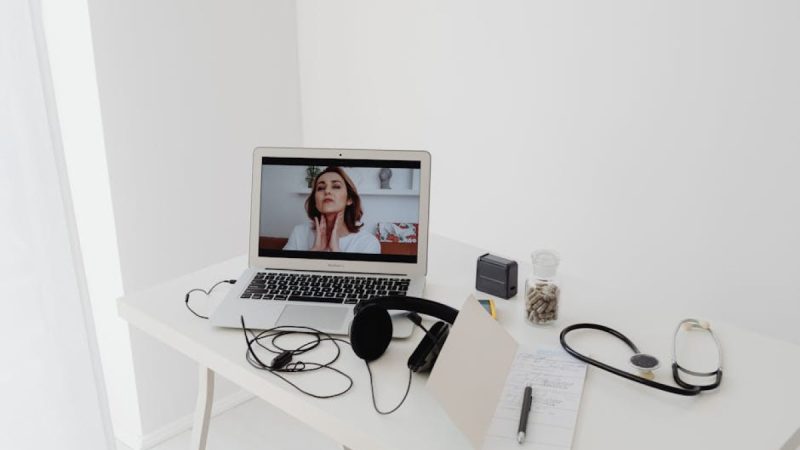 Teleporada kontra Dr Google. Kto powinien stawiać pierwszą diagnozę?