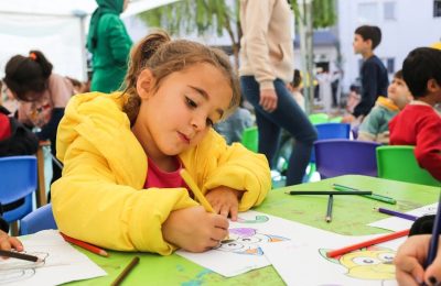 Młodzi artyści promują bezpieczeństwo na wsi. Rozstrzygnięto konkurs plastyczny KRUS
