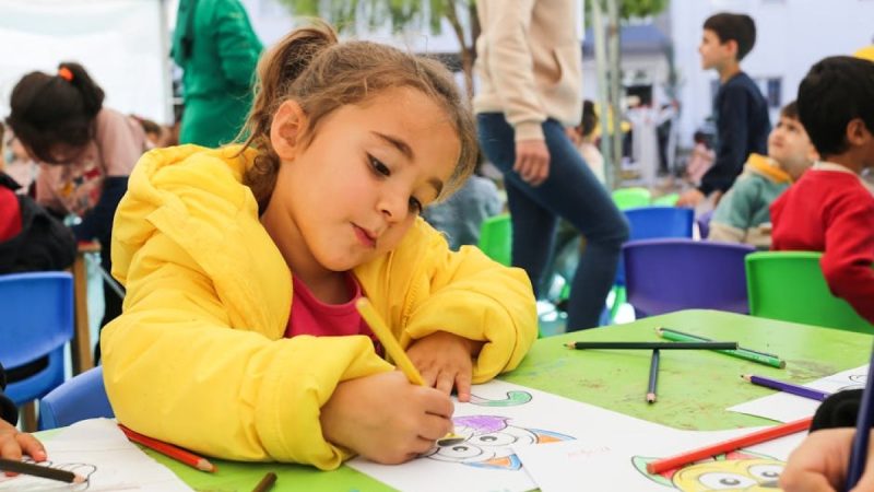 Młodzi artyści promują bezpieczeństwo na wsi. Rozstrzygnięto konkurs plastyczny KRUS