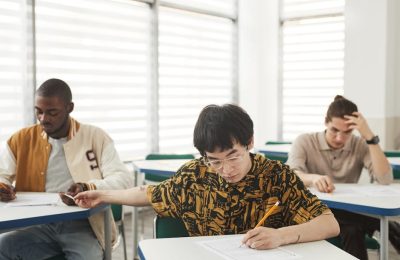 Młodzi znawcy samorządu rywalizowali w konkursie „Ogarnij Samorząd!”