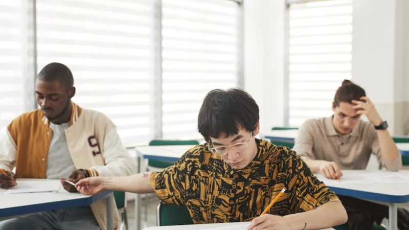 Młodzi znawcy samorządu rywalizowali w konkursie „Ogarnij Samorząd!”