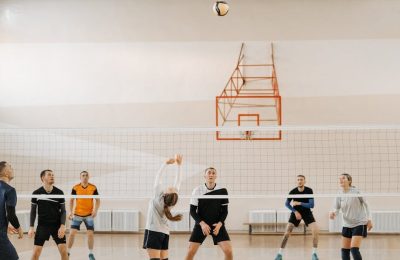 Samorządowcy z powiatu słupeckiego rywalizowali w siatkówce w Wilczynie