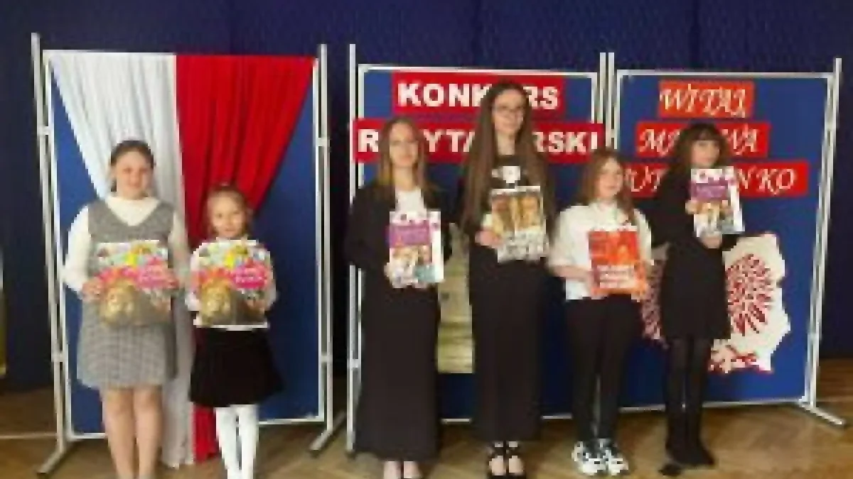Młodzi recytatorzy z Kotuni uczcili 235. rocznicę Konstytucji 3 Maja