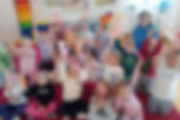 W Kawnicach świętowano Dzień Książki – przedszkolaki poznały tajniki praw autorskich