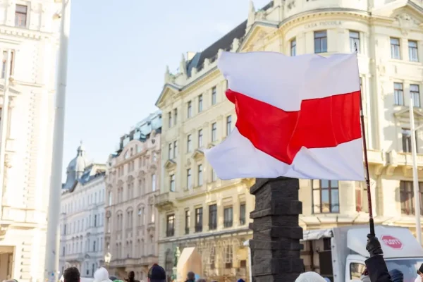 2 maja – Dzień Flagi Rzeczypospolitej Polskiej. Święto biało-czerwonych