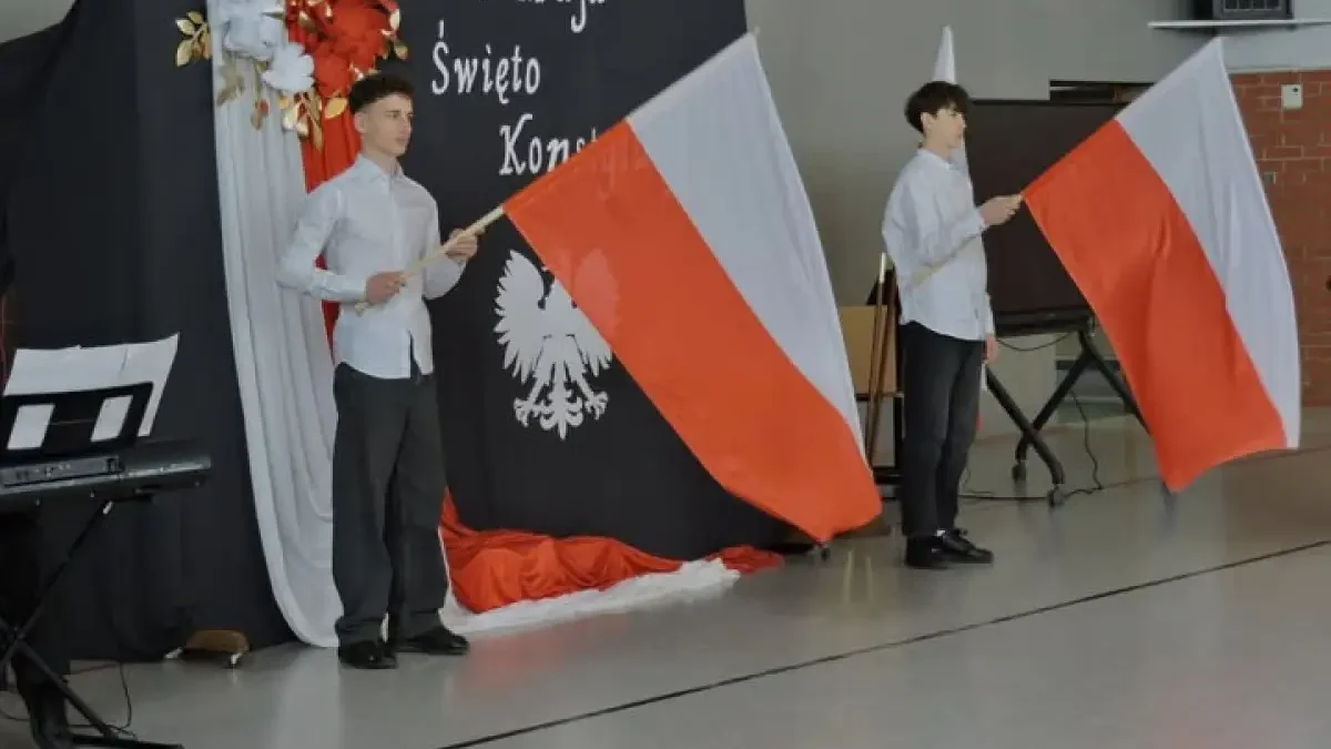 Uczniowie z Orchowa uświetnili rocznicę Konstytucji 3 Maja